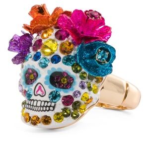 NIB Halloween Betsey Johnson Pave Crystal Skull Stretch Ring